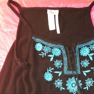 Girls top. The tag show size girls 18